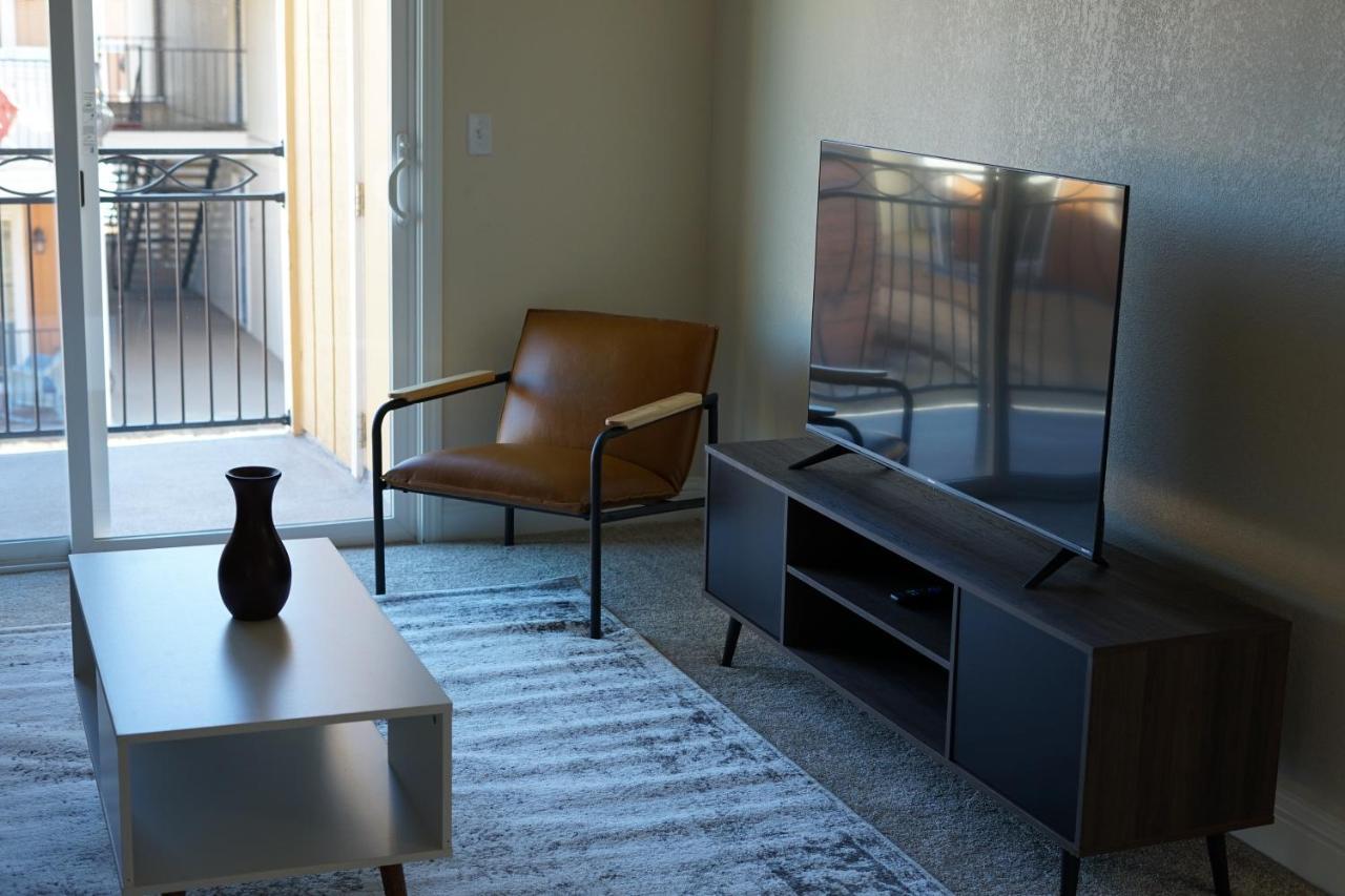 Sleepover 1Bd 1Ba Oklahoma City Apartments ภายนอก รูปภาพ