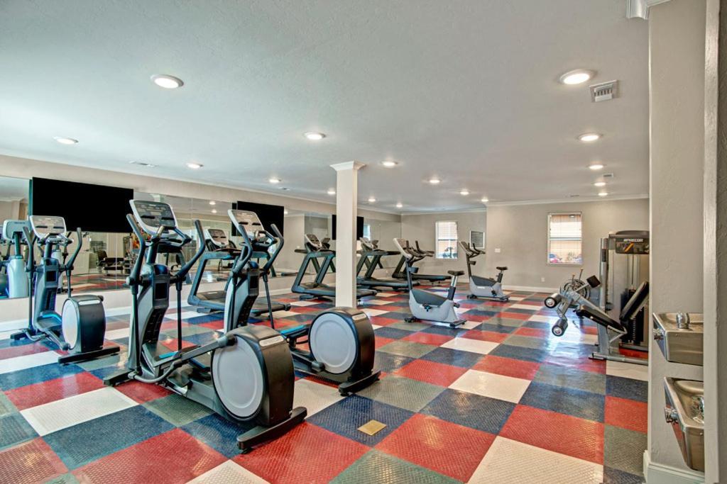 Sleepover 1Bd 1Ba Oklahoma City Apartments ภายนอก รูปภาพ